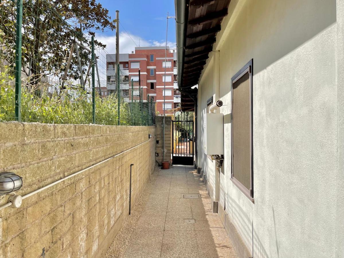فيلا Independent House With Private Patio In روما المظهر الخارجي الصورة
